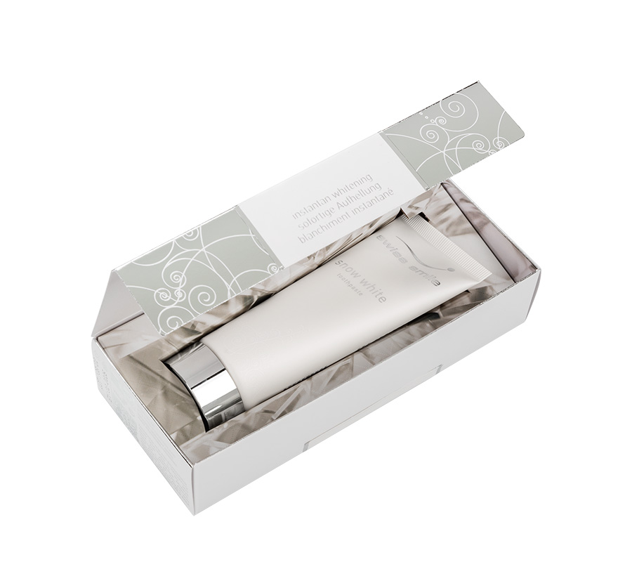 Отбеливающая зубная паста Swiss Smile "Snow White", 75 мл