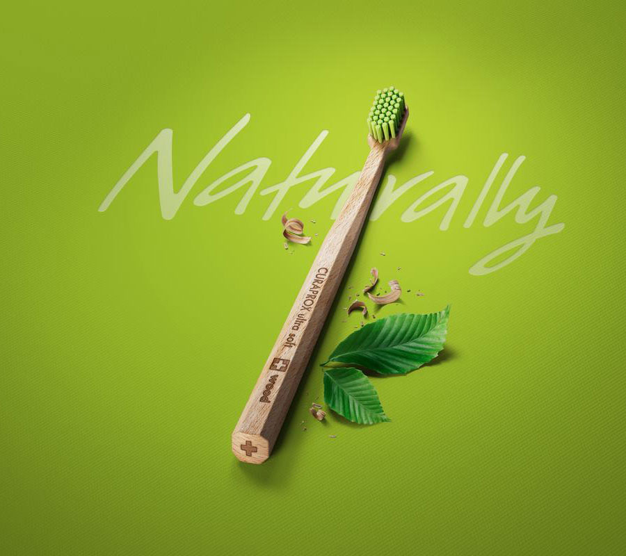 Зубная щетка Curaprox CS Wood